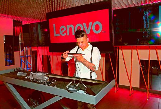 Lenovo Net Profit Rises 64%