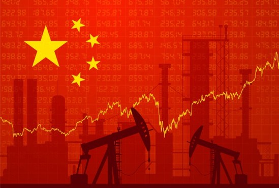 Oil Futures Rise in Asia Ahead of Inventory Data